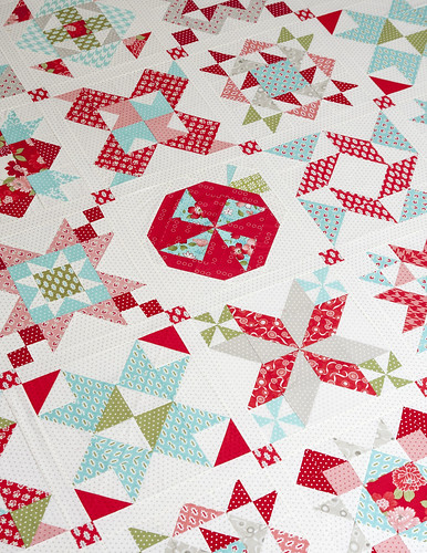 2012 Moda Mystery Designer block of the month by Fat Quarter Shop. Fabric is Vintage Picnic by Bonnie & Camille for Moda Fabrics. Download the block patterns + finishing instructions here.