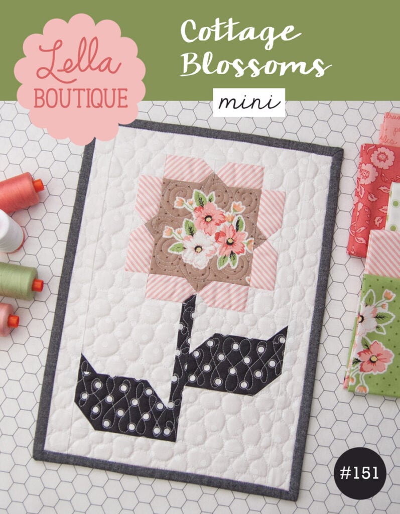 Cottage Blossoms mini flower quilt by Vanessa Goertzen of Lella Boutique. Fabric is Olive's Flower Market by Lella Boutique for Moda Fabrics.