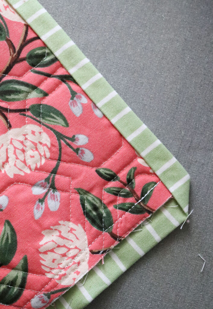 Quilt Binding Tips featured by top US quilter, Lella Boutique
