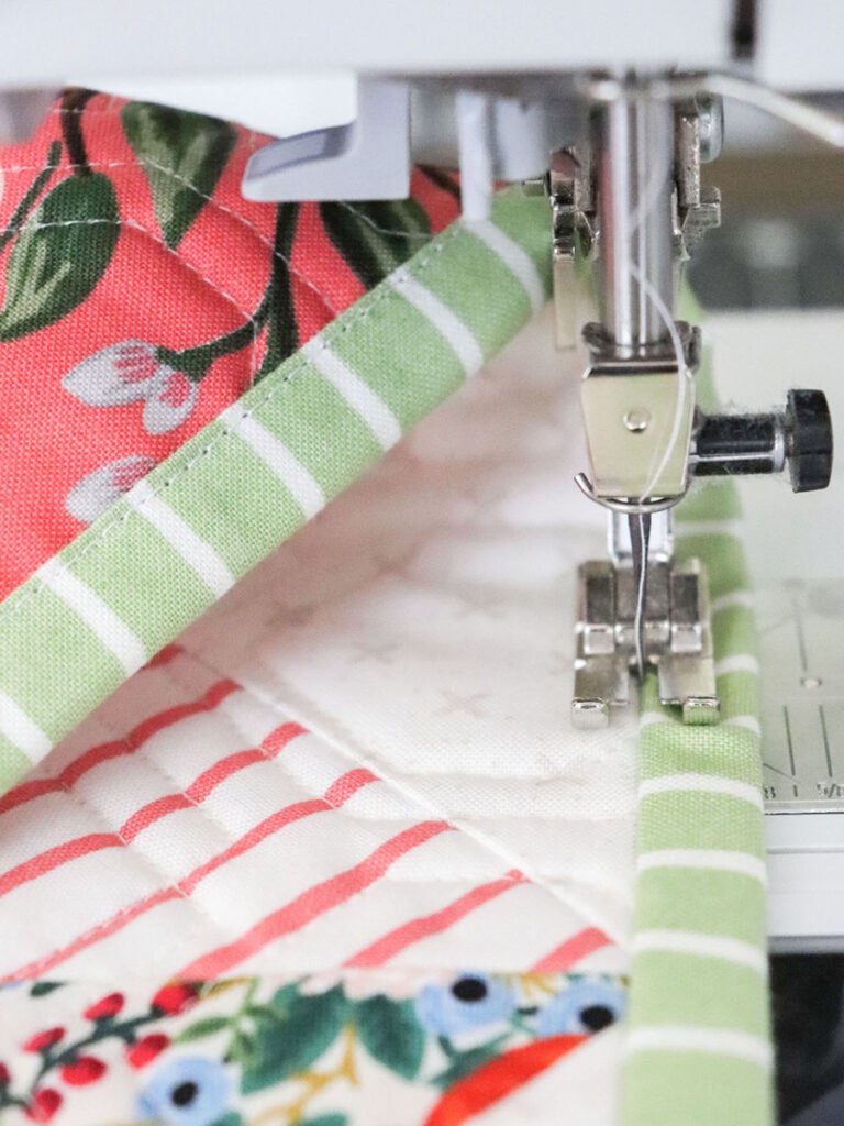 Quilt Binding Tips featured by top US quilter, Lella Boutique