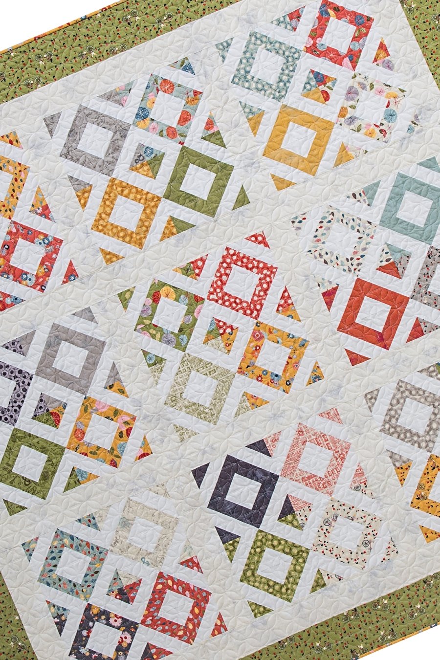 free-chandelier-quilt-pattern-us-quilting-lella-boutique