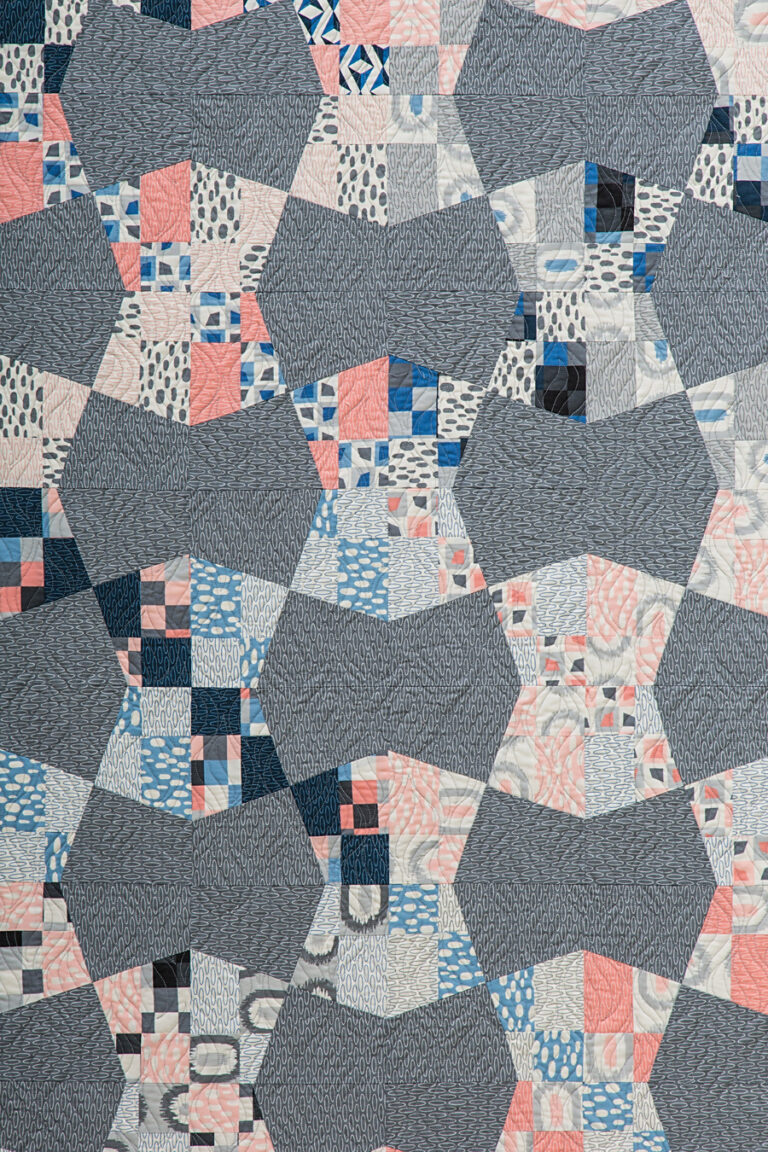 FREE Chandelier Quilt Pattern US quilting Lella Boutique