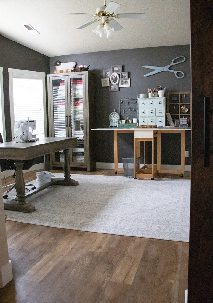 12 Ideas for Sewing Room Organization