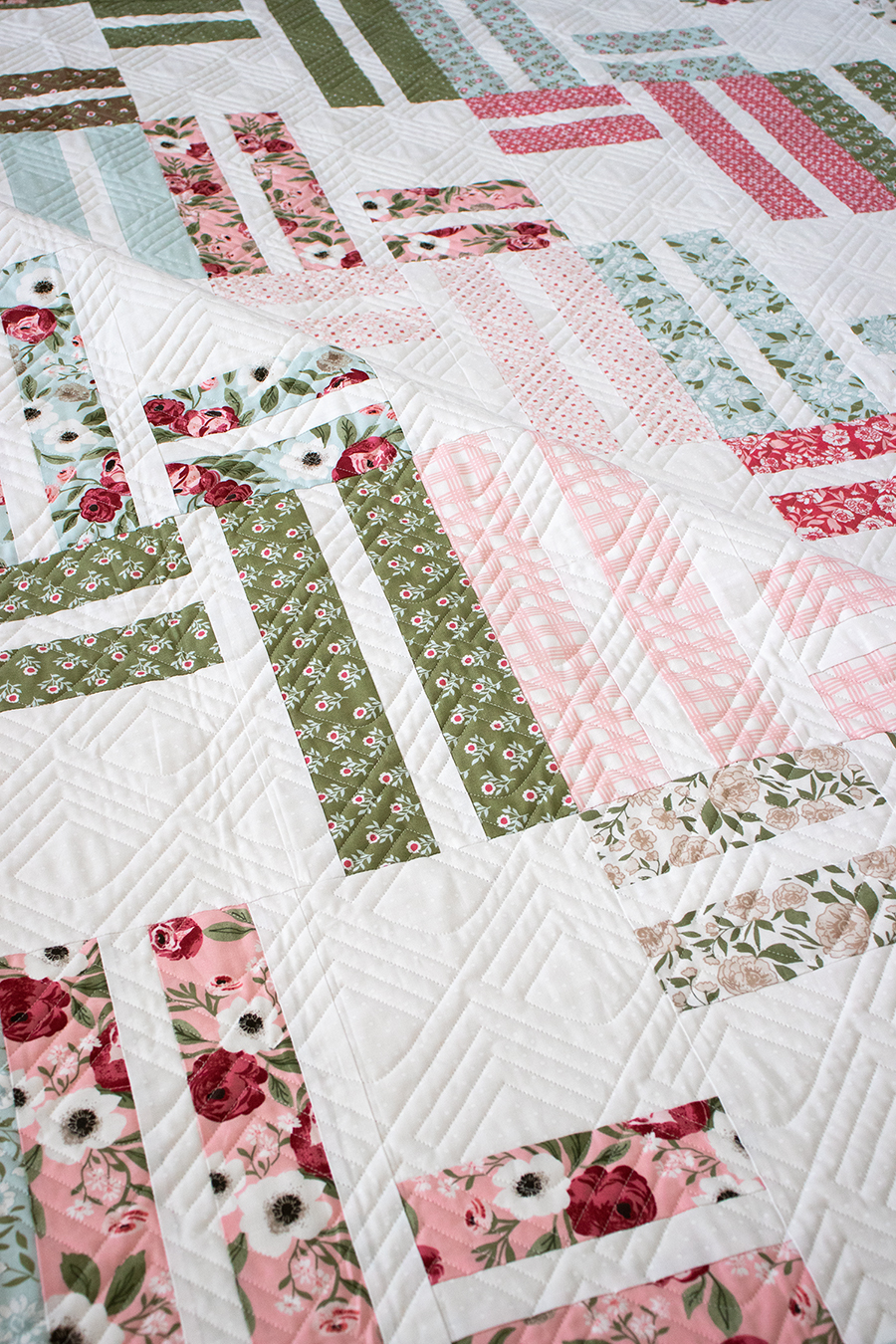 "Stairway to Heaven" Jelly Roll quilt - Lella Boutique